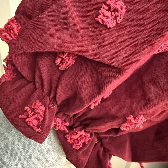 NWT Women's Ruffled Sleeve Top - Burgandy - Picture 3 of 4